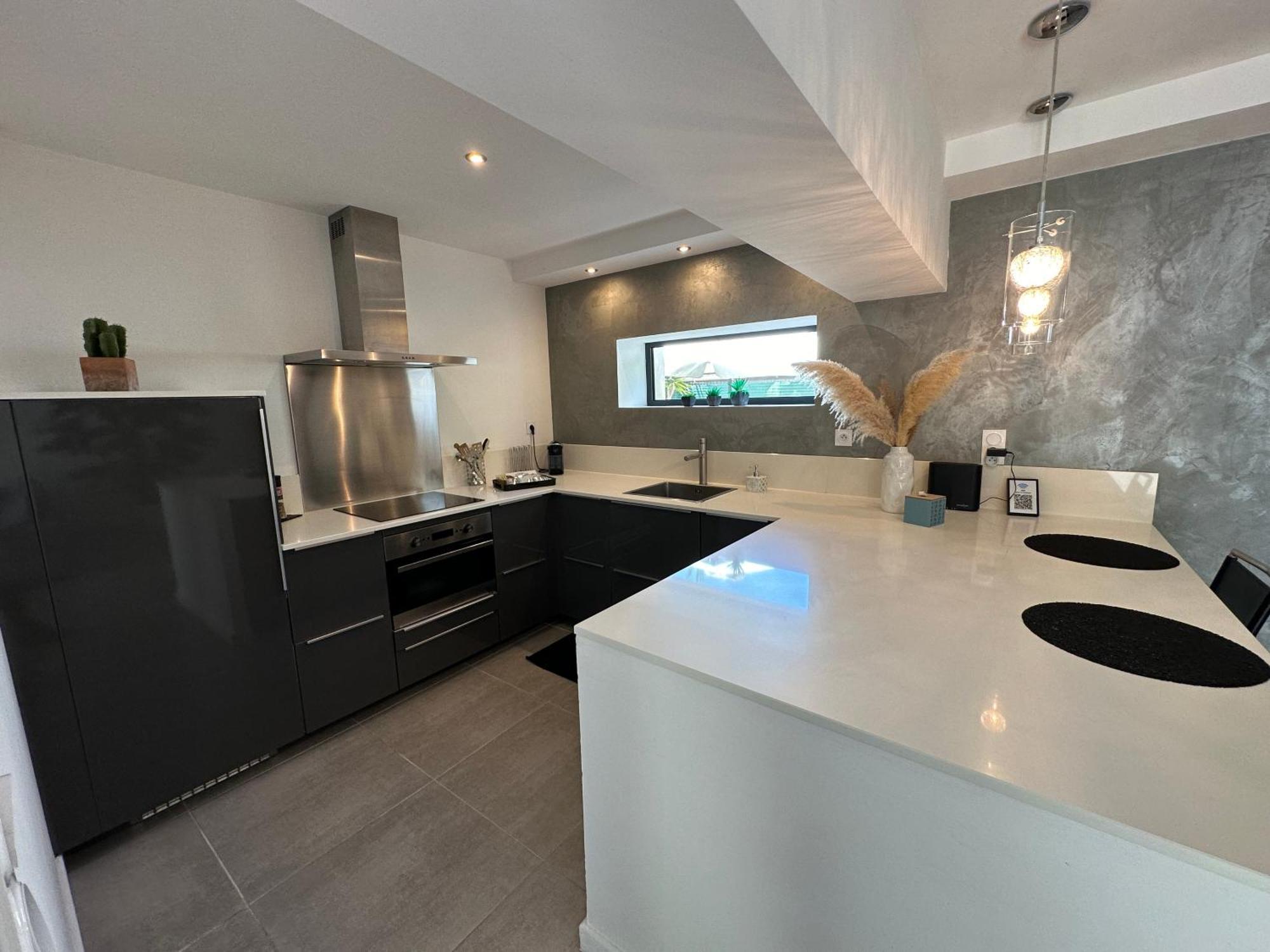 Maison Contemporaine Avec Piscine Privee Chauffee, Entre Plages Et Provence, Borne 11 Kw Istres Eksteriør billede